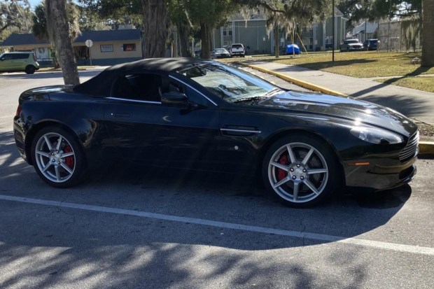 No Reserve: 2007 Aston Martin V8 Vantage Roadster