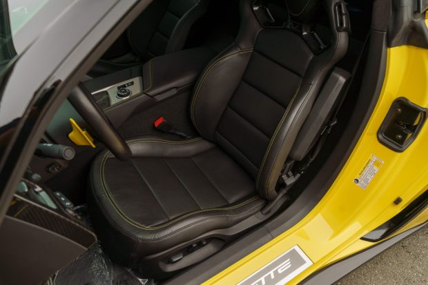 1,400-Mile 2019 Chevrolet Corvette ZR1 Coupe 3ZR ZTK 7-Speed