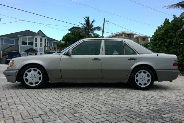 No Reserve: 1994 Mercedes-Benz E500