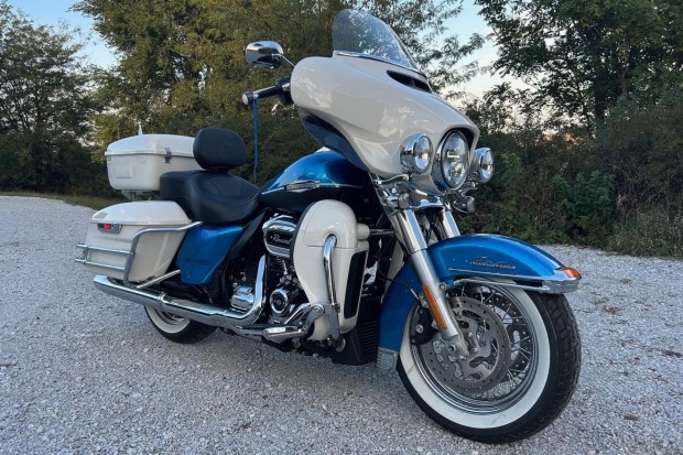 2021 Harley-Davidson Electra Glide Revival