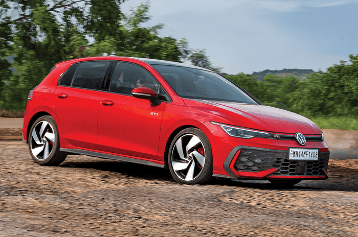 Volkswagen Golf GTI side