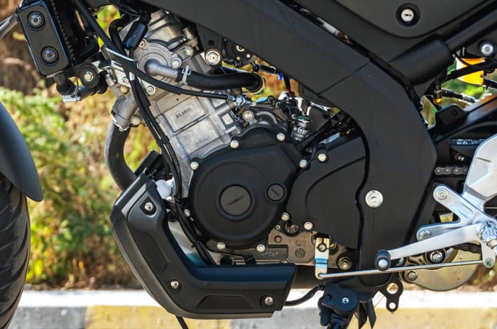 Yamaha XSR155 engine